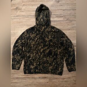 Old Navy Men's Camouflage Hoodie